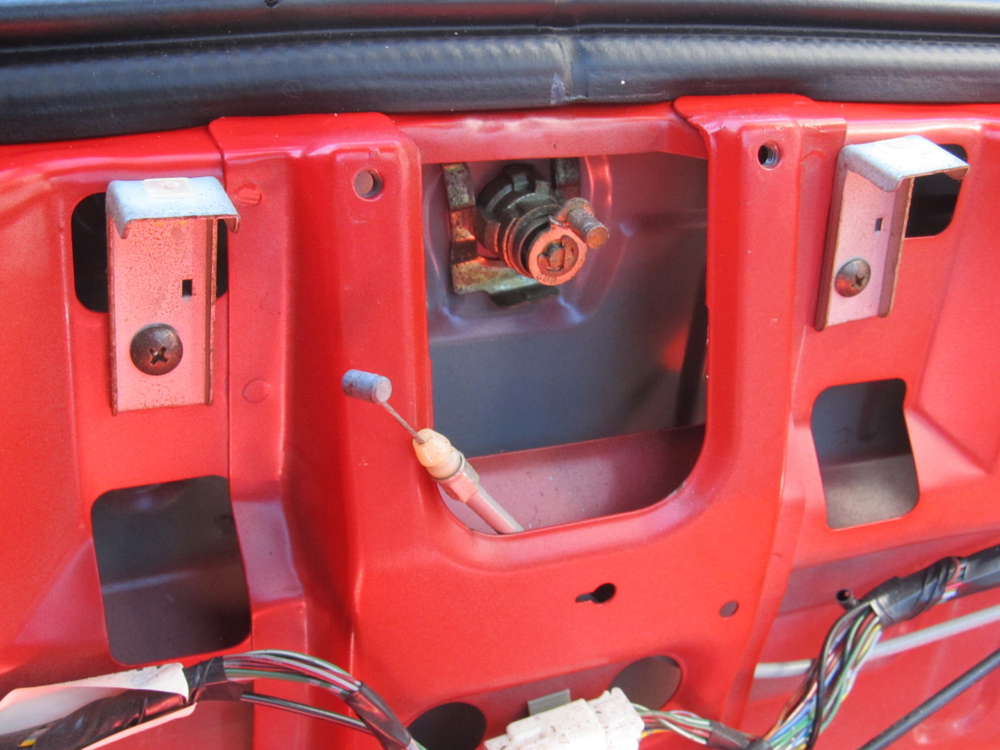 94 95 96 97 Mitsubishi 3000GT OEM Hatch Trunk Lock Tumbler Cylinder