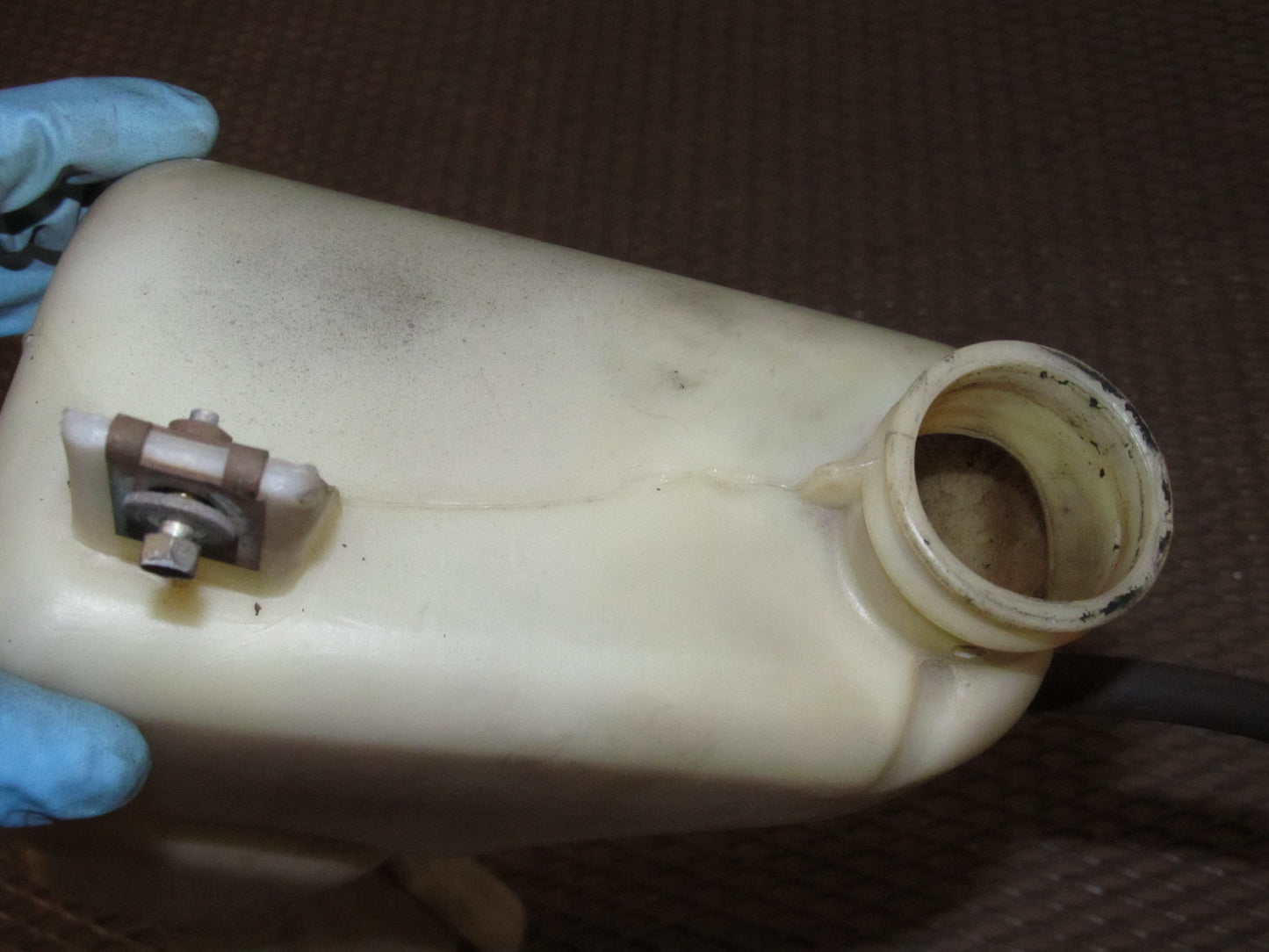 99-04 Ford Mustang 3.8L V6 OEM Engine Coolant Reservoir Over Flow Tank