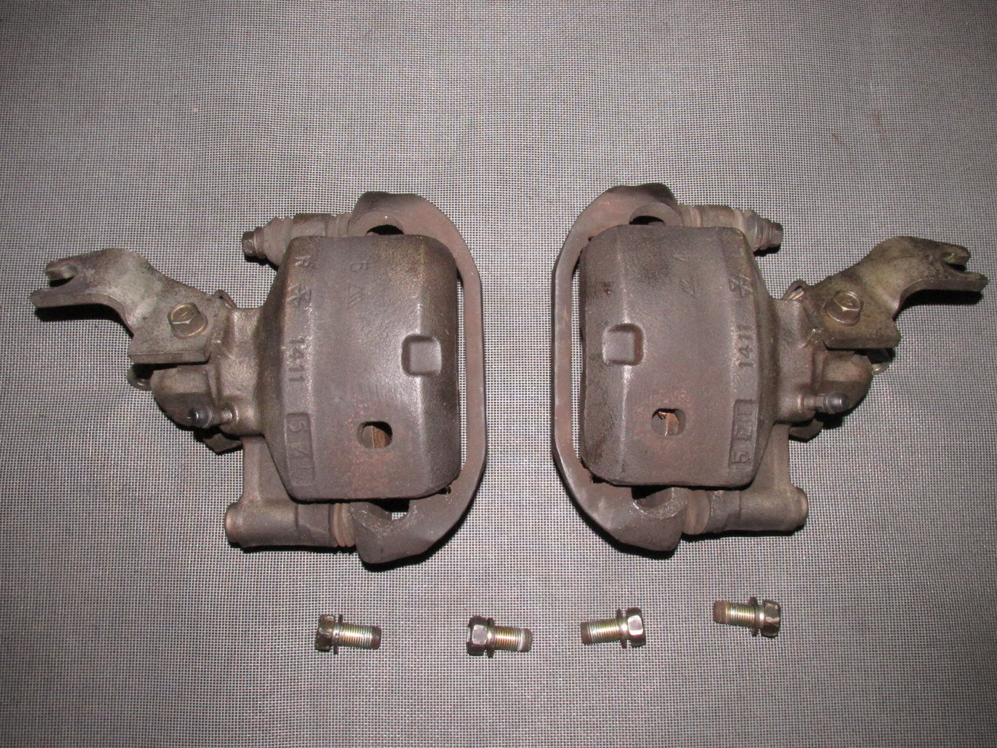85 86 Toyota MR2 OEM Brake Caliper - Rear Set