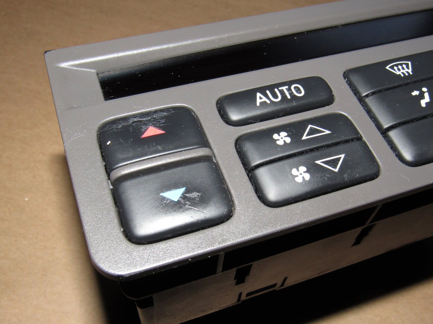 99 00 01 02 03 04 05 Saab 9-5 OEM HVAC Temperature Climate Control Unit