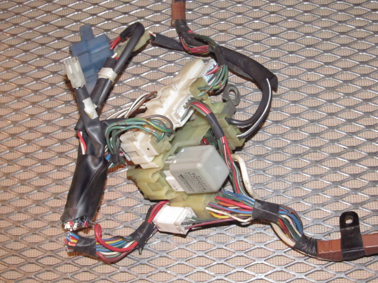 87 88 89 Toyota MR2 OEM Dash Interior Fuse Box - Right