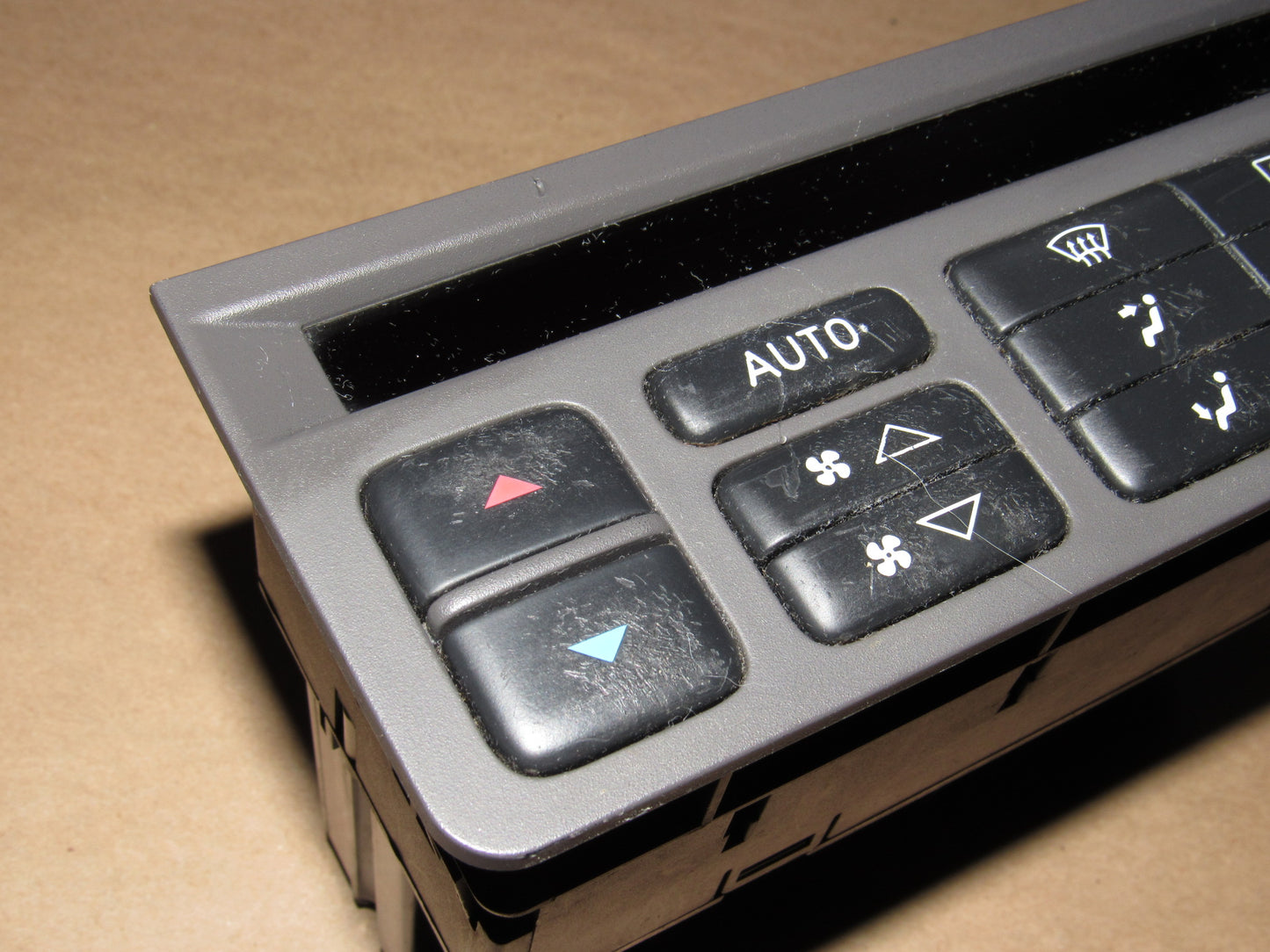 99 00 01 02 03 04 05 Saab 9-5 OEM HVAC Temperature Climate Control Unit