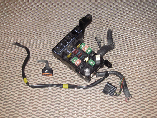 94 95 96 97 Mitsubishi 3000GT OEM Engine Fuse Box