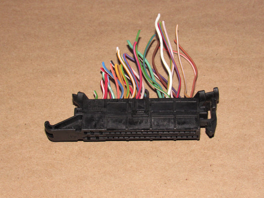99 00 01 02 03 04 05 Saab 9-5 OEM Temperature Climate Control Pigtail Harness Connector