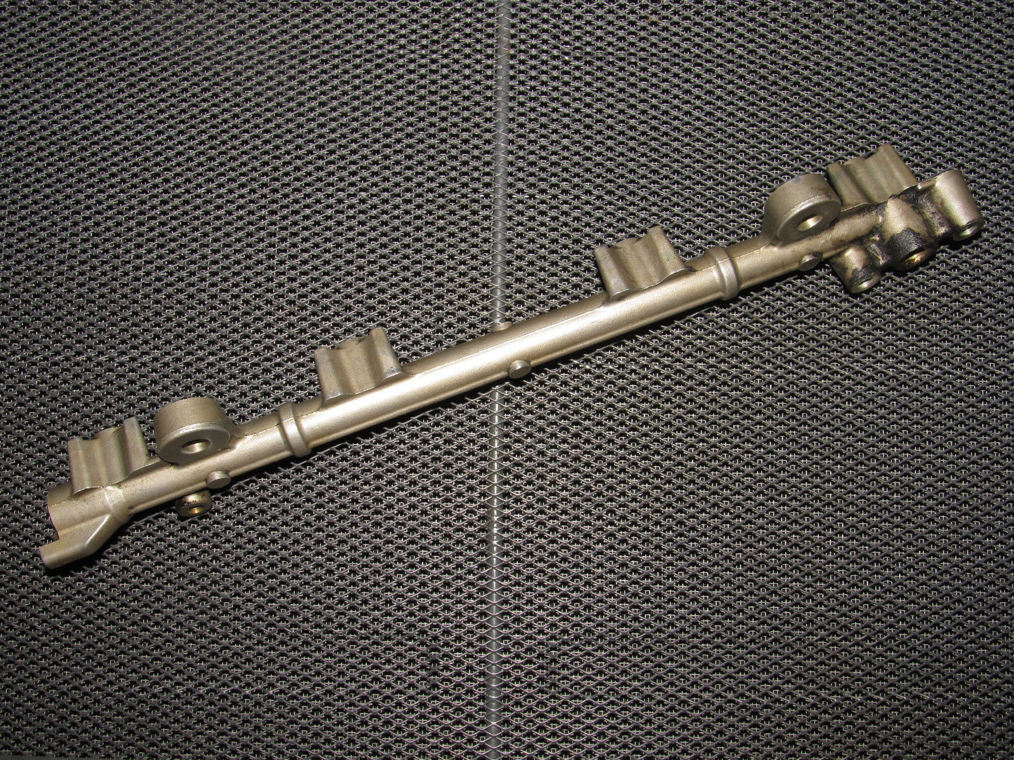 94 95 96 97 98 99 Toyota Celica OEM 2.2L 5SFE Fuel Rail