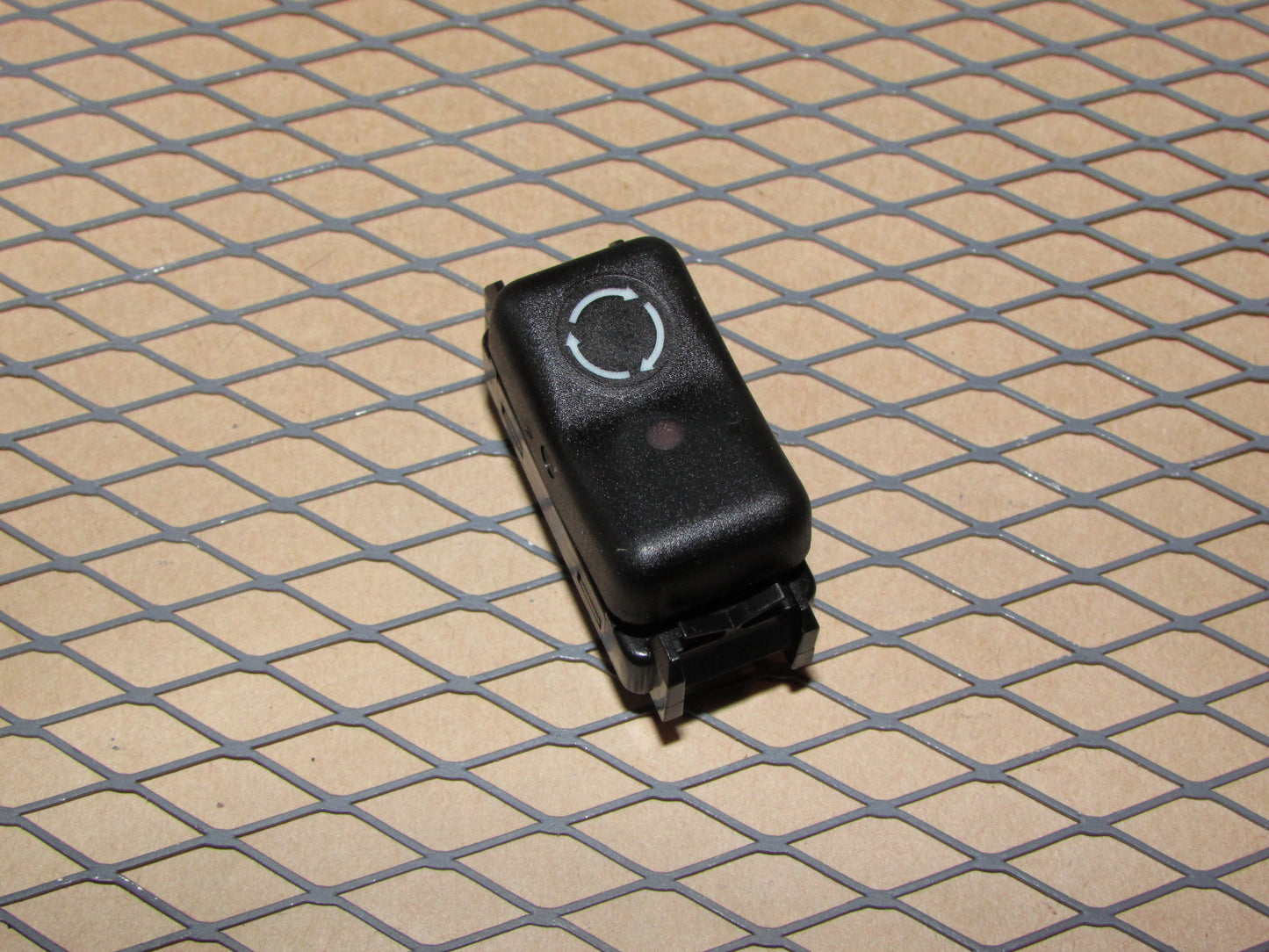 90 91 92 93 Mercedes Benz 300D OEM Temperature Climate Control Air Recirculation Switch