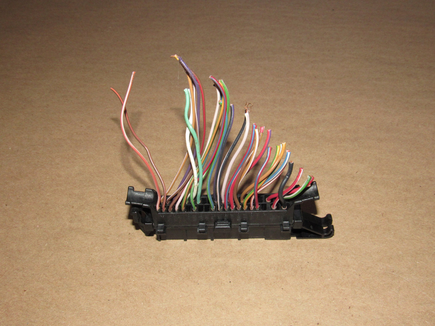 99 00 01 02 03 04 05 Saab 9-5 OEM Temperature Climate Control Pigtail Harness Connector