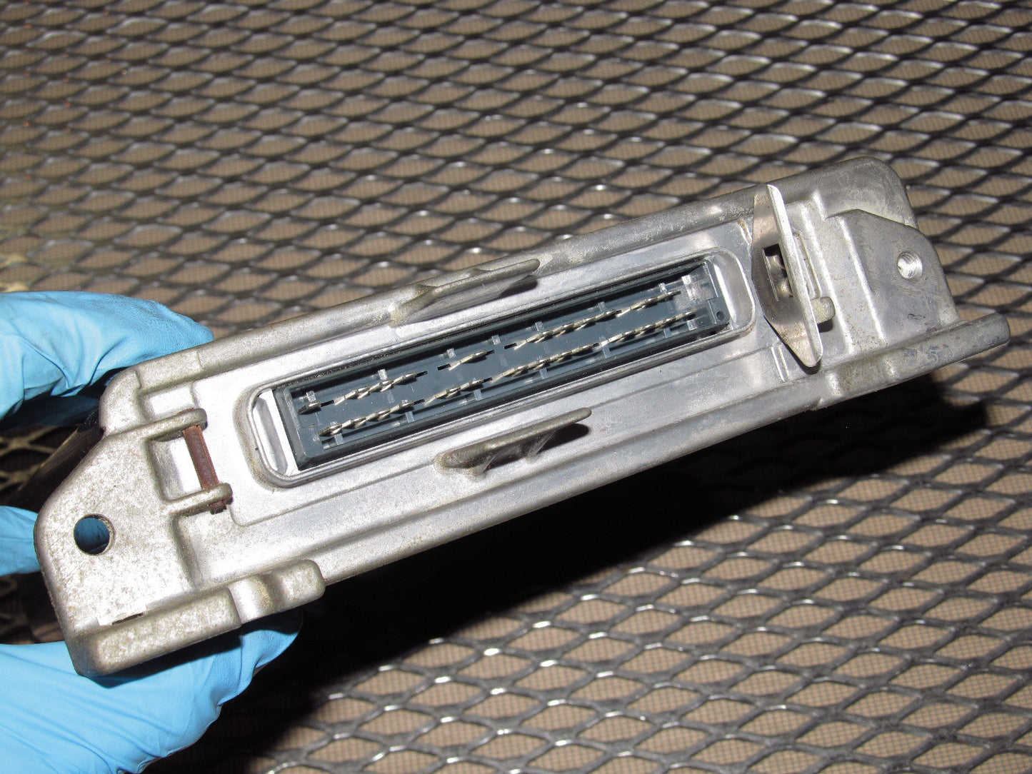 1979 Datsun 280zx OEM Engine Computer ECU - M/T I6 2.8L