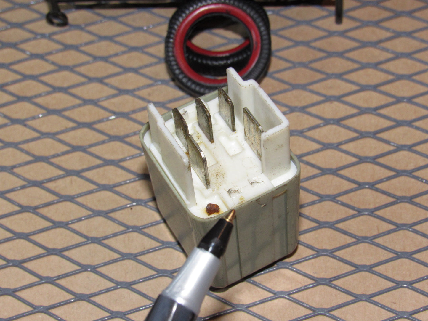 Toyota & Lexus Relay 85925-17010