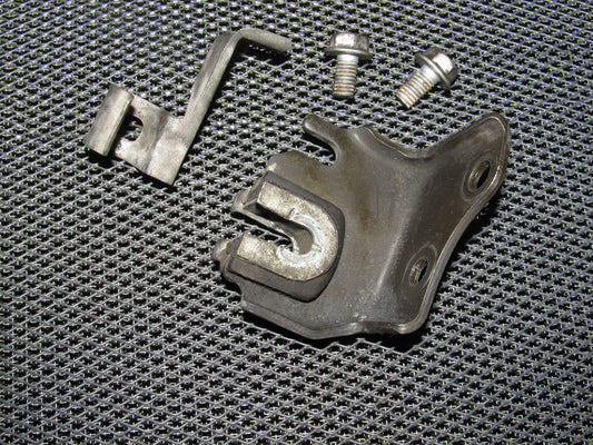 94 95 96 97 98 99 Toyota Celica 2.2L Cruise & Throttle Cable Holder