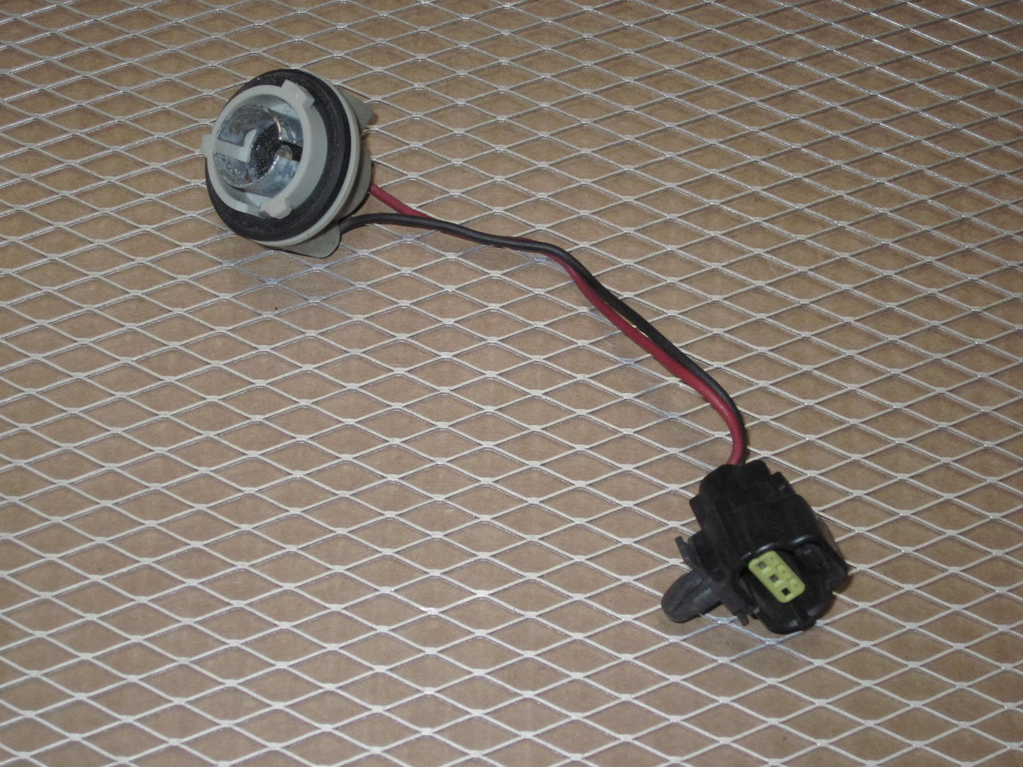 93 94 95 Mazda RX7 OEM Reverse Light Lamp Bulb Socket