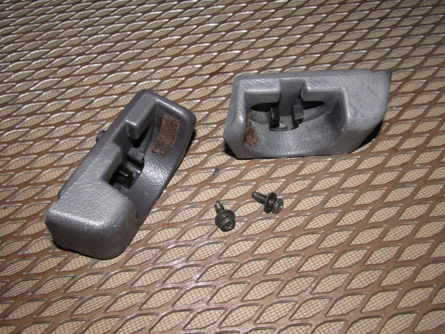 94 95 96 97 Mitsubishi 3000GT OEM Hatch Trunk Shade Board Holder