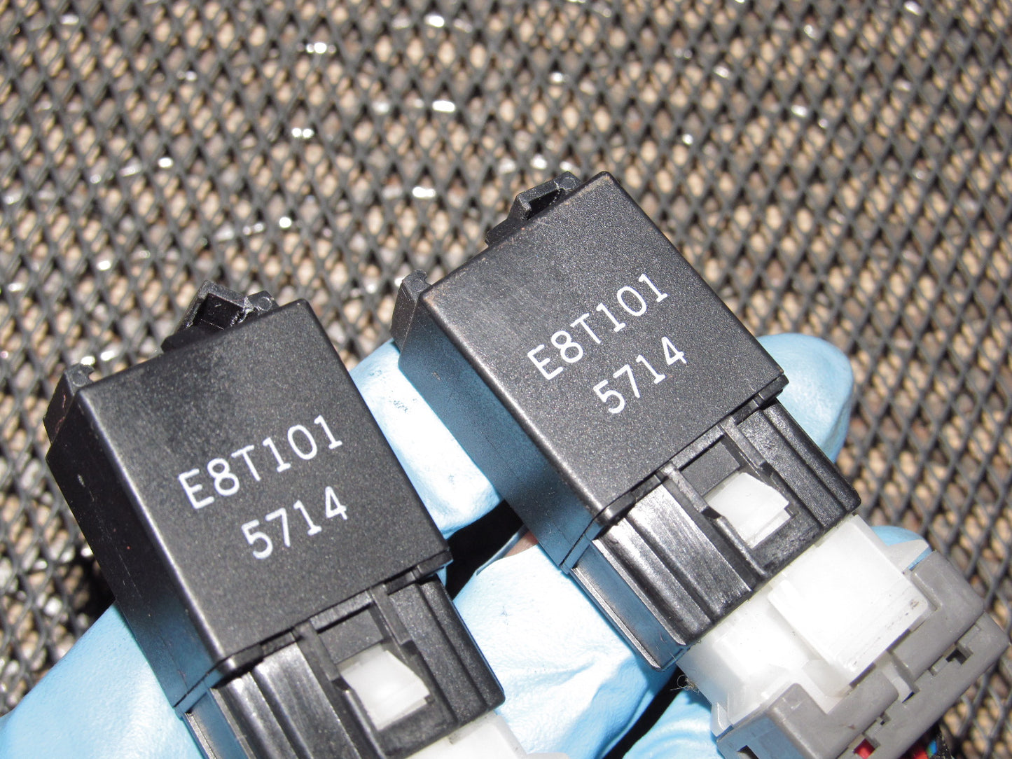 94 95 96 97 Mitsubishi 3000GT OEM Relay - E8T101