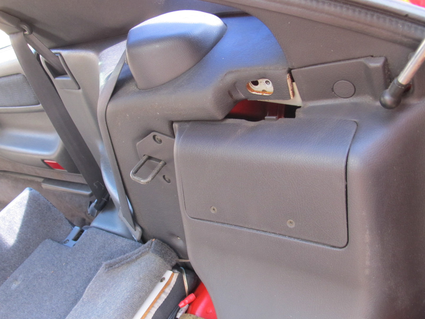 94 95 96 97 Mitsubishi 3000GT OEM Hatch Trunk Panel Shock Trim Cover Set