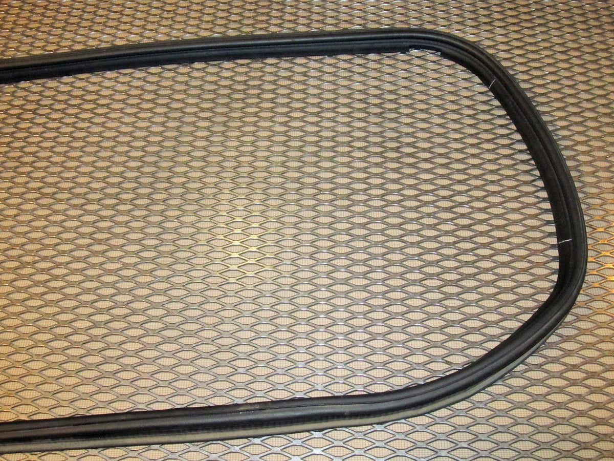 86 87 88 Mazda RX7 OEM Convertible Trunk Weather Stripping