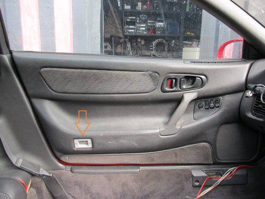 94 95 96 97 Mitsubishi 3000GT OEM Door Courtesy Light - Left