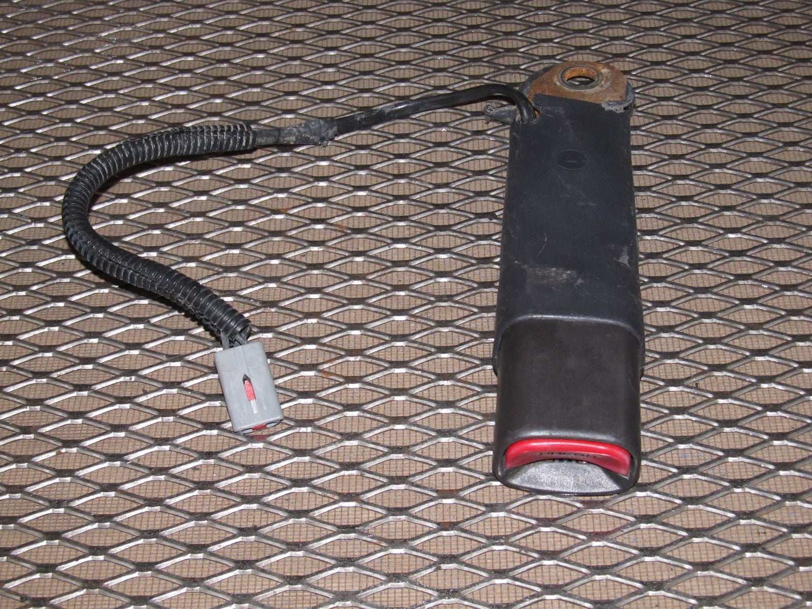 99-04 Ford Mustang OEM Front Seat Belt Receiver Buckle - Left