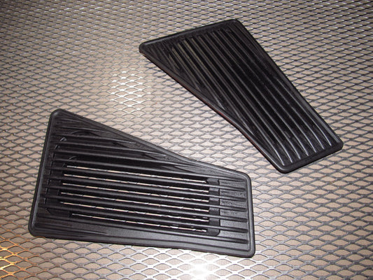79 80 Datsun 280zx OEM Hood Vent - Set