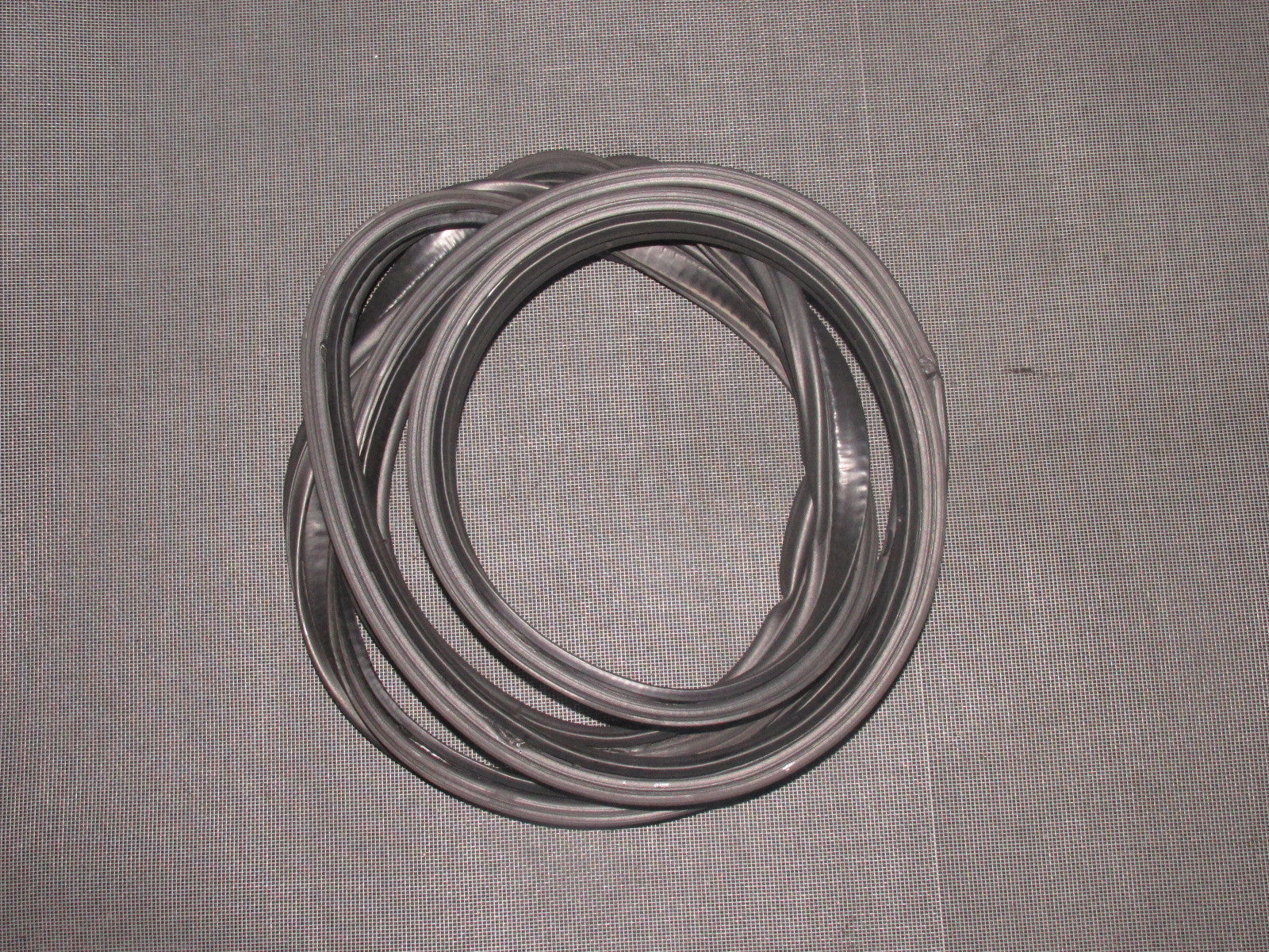 94 95 96 97 Mazda Miata OEM Trunk Weather Stripping