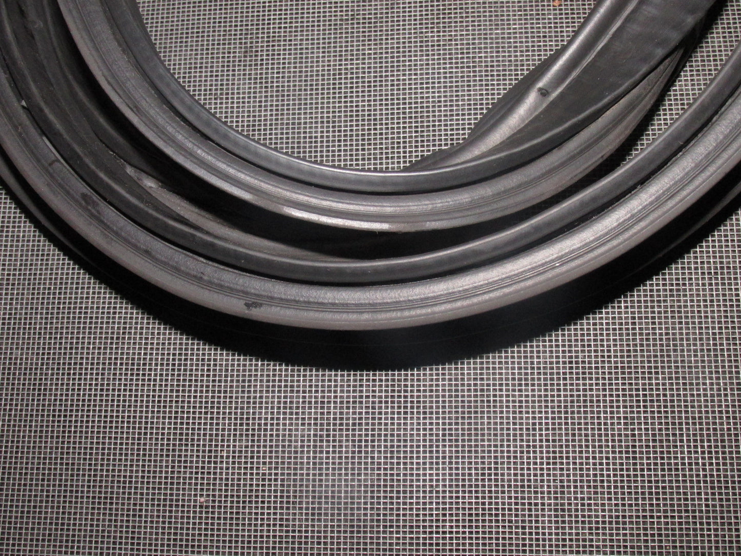 94 95 96 97 Mazda Miata OEM Trunk Weather Stripping