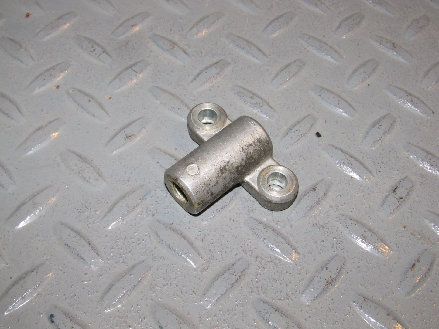 92 93 94 95 Honda Civic Engine Brake Line Coupler Connector