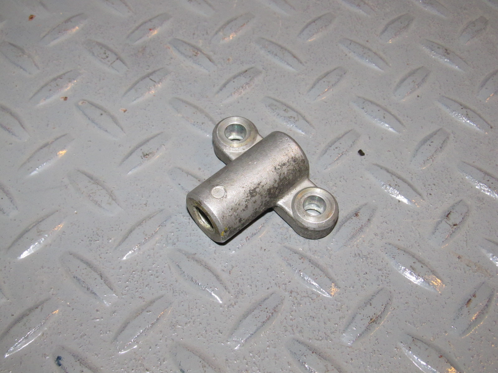 92 93 94 95 Honda Civic Engine Brake Line Coupler Connector