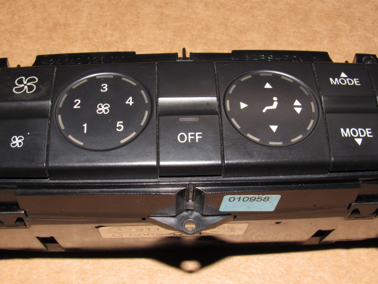 05 06 Mercedes Benz E320 OEM A/C Heater Temperature Climate Control Unit