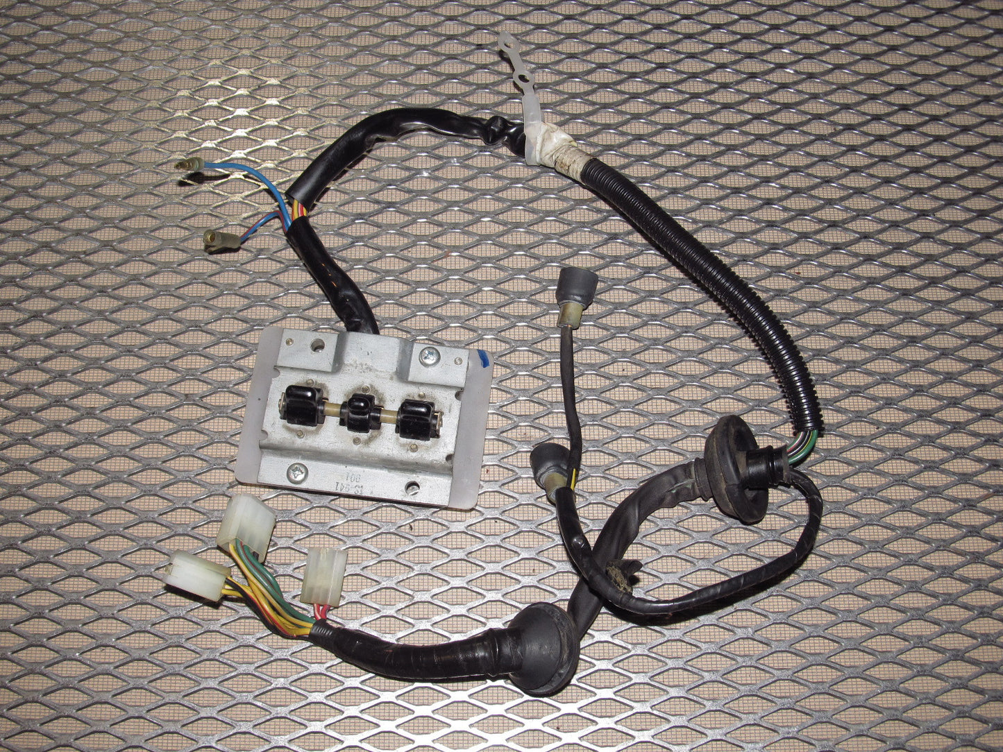 79 80 Datsun 280zx OEM Power Window Switch & Harness - Left 2+0