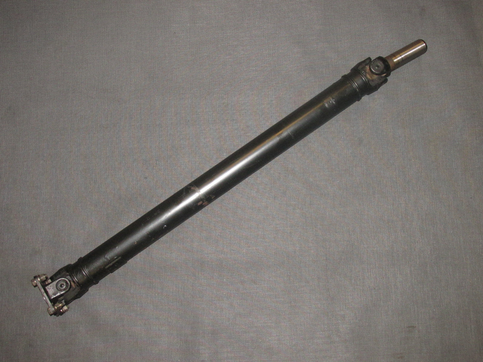 94 95 96 97 Mazda Miata OEM M/T Transmission Driveshaft