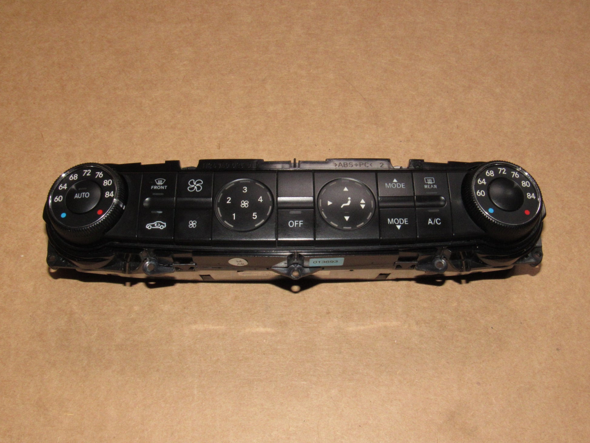 05 06 Mercedes Benz E320 OEM A/C Heater Temperature Climate Control Unit