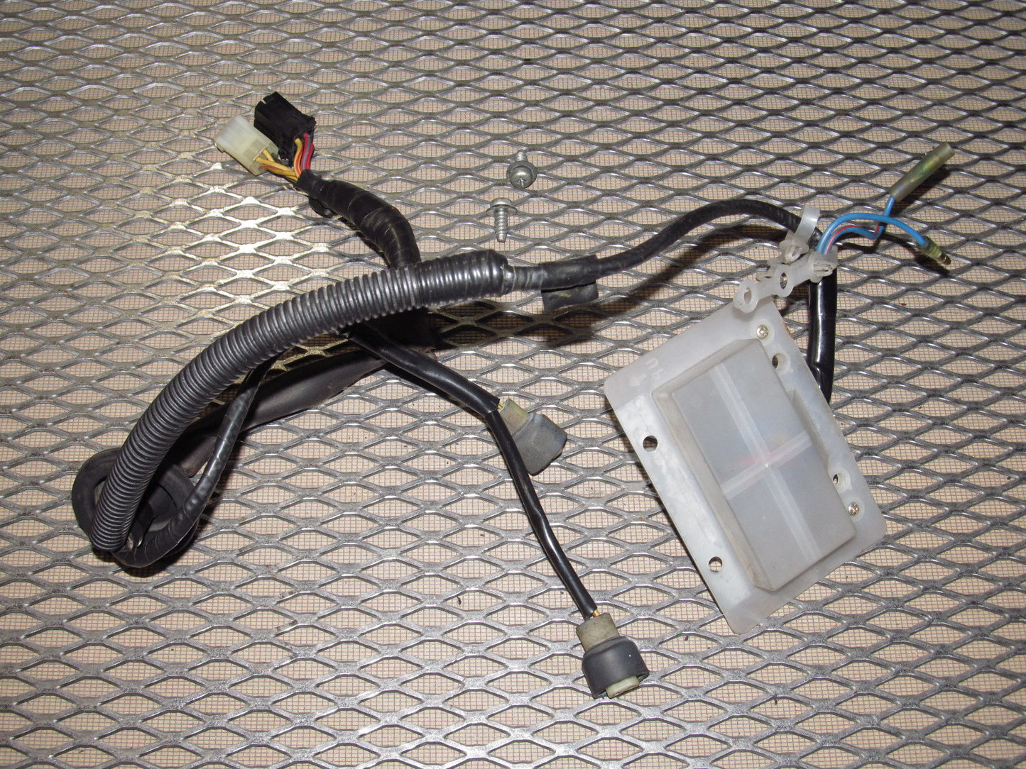 79 80 Datsun 280zx OEM Power Window Switch & Harness - Right 2+0