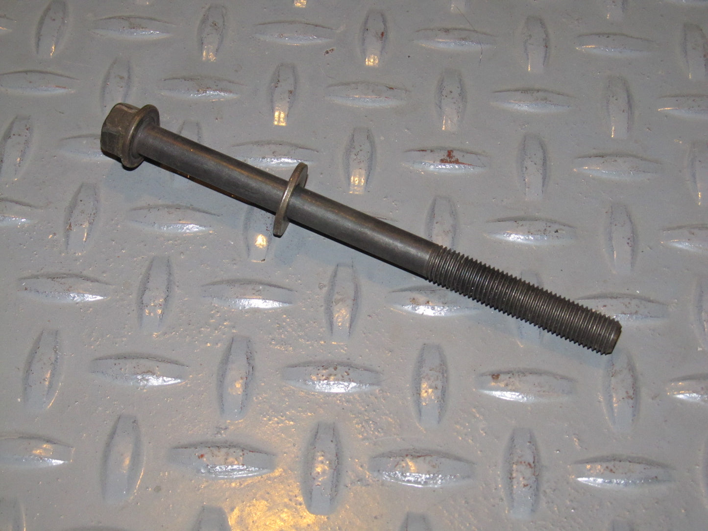 92 93 94 95 Honda Civic Cylinder Head Bolt - D15B7