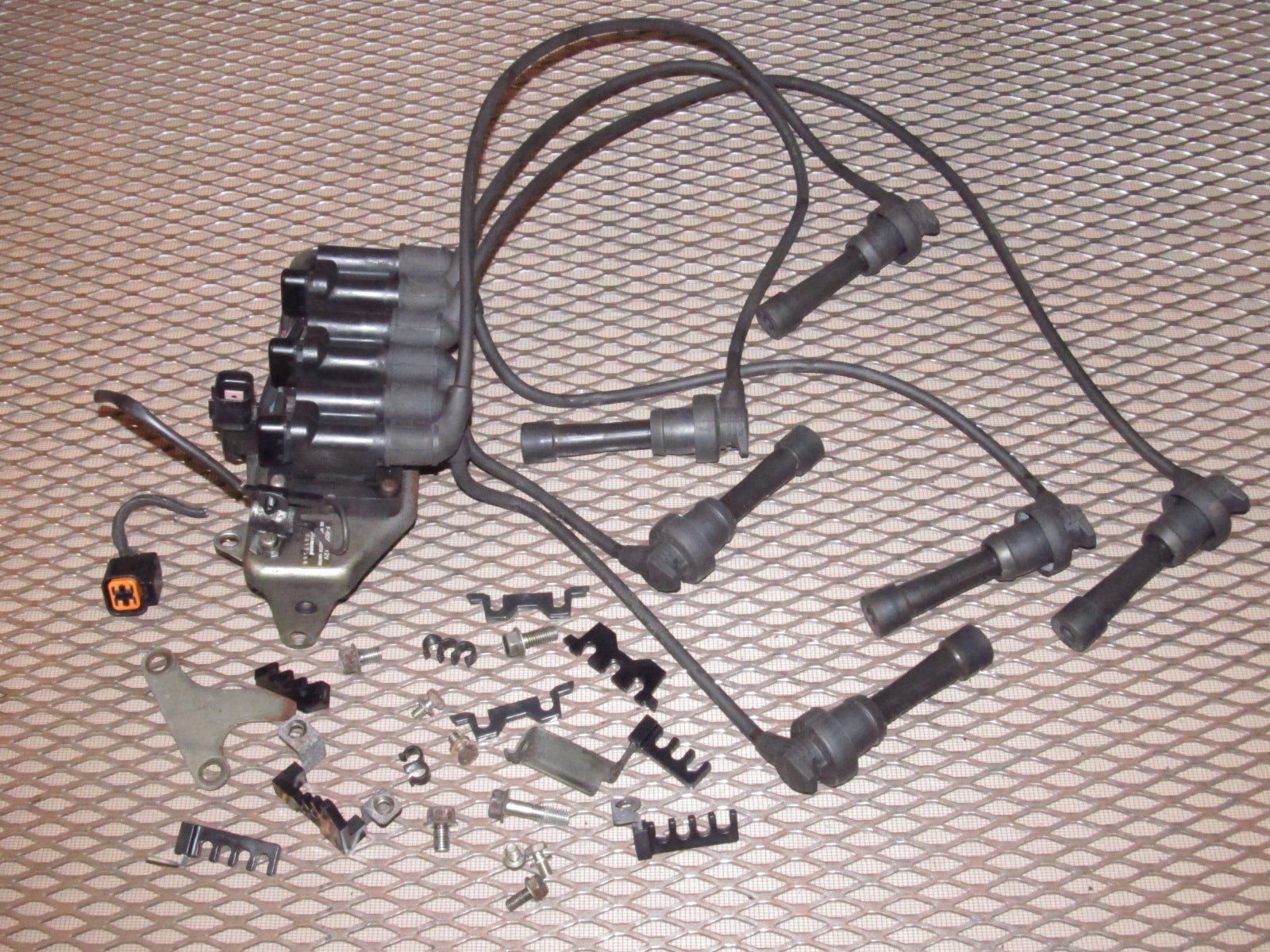 94 95 96 97 Mitsubishi 3000GT OEM Ignition Coil Assembly - DOHC NA