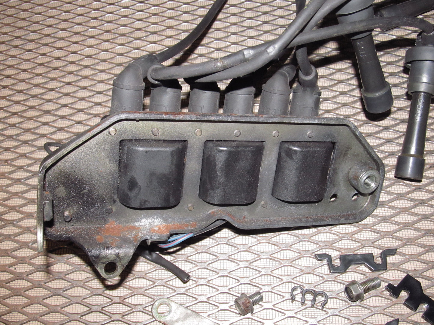 94 95 96 97 Mitsubishi 3000GT OEM Ignition Coil Assembly - DOHC NA