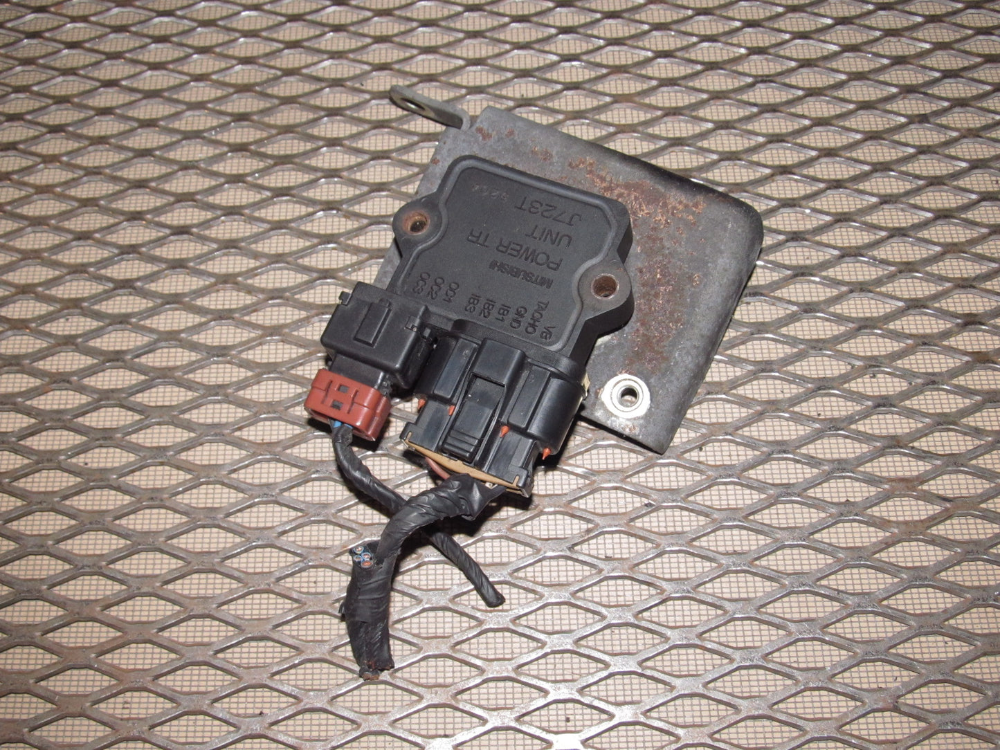 94 95 96 97 Mitsubishi 3000GT OEM Power TR Unit Igniter Module - DOHC NA