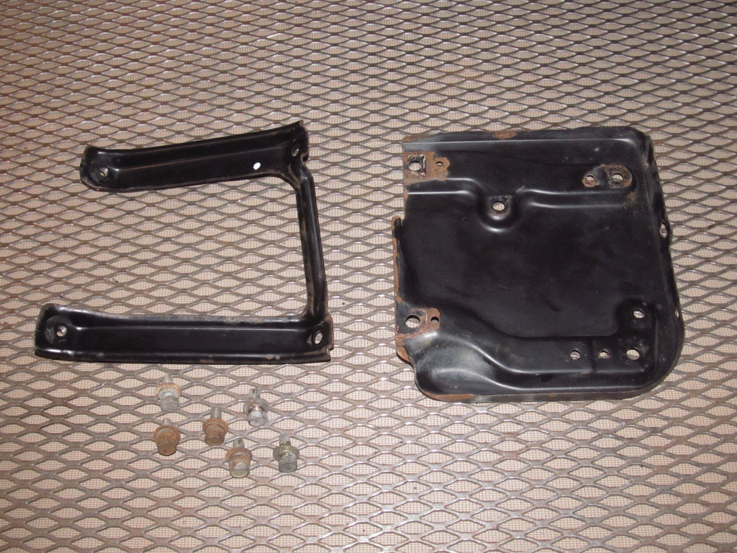 94 95 96 97 Mitsubishi 3000GT OEM Battery Tray Holder & Bracket - DOHC NA