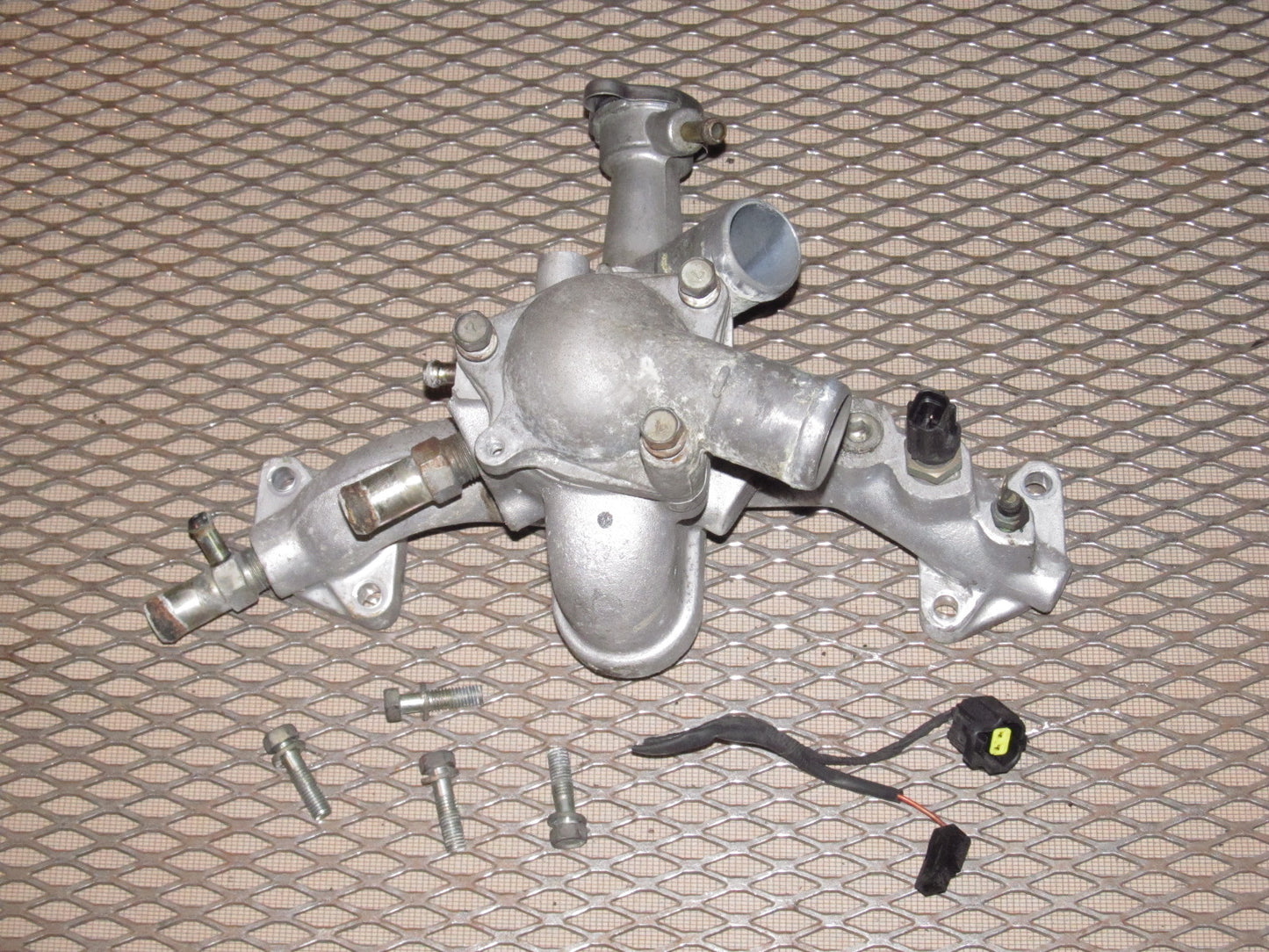 94 95 96 97 Mitsubishi 3000GT OEM Water Neck Thermostats Housing - DOHC NA