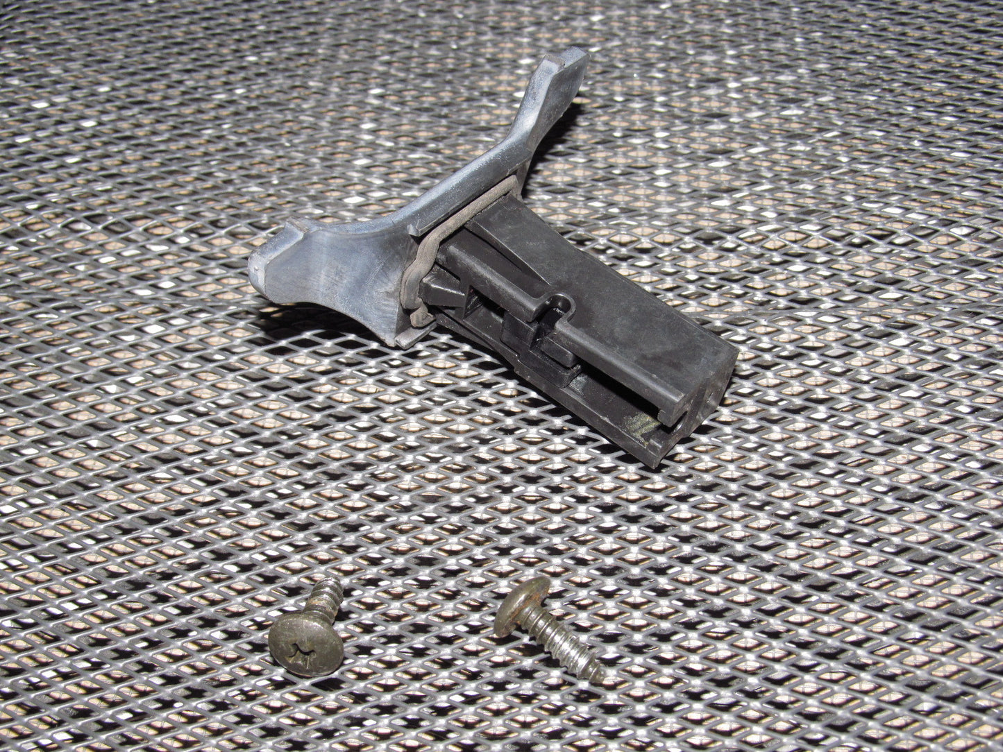 97 98 99 Mitsubishi Eclipse OEM Gas Door Lock