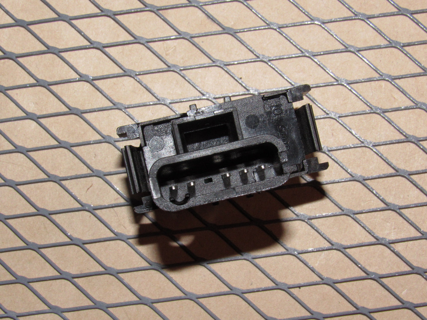 98 99 00 01 02 03 Mercedes Benz ML320 OEM Front Heated Seat Switch
