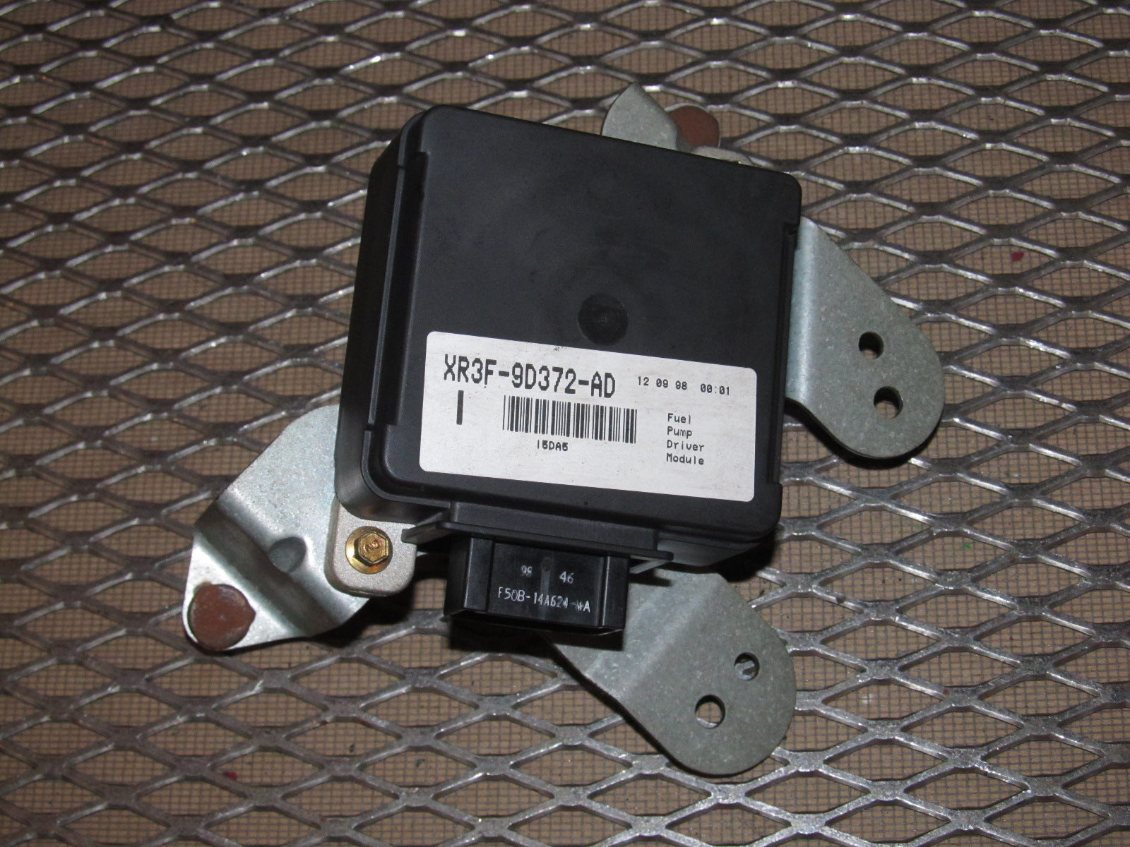 99-04 Ford Mustang OEM Fuel Pump Driver Module Unit
