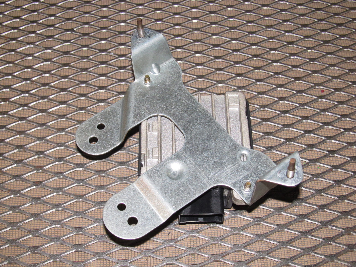 99-04 Ford Mustang OEM Fuel Pump Driver Module Unit