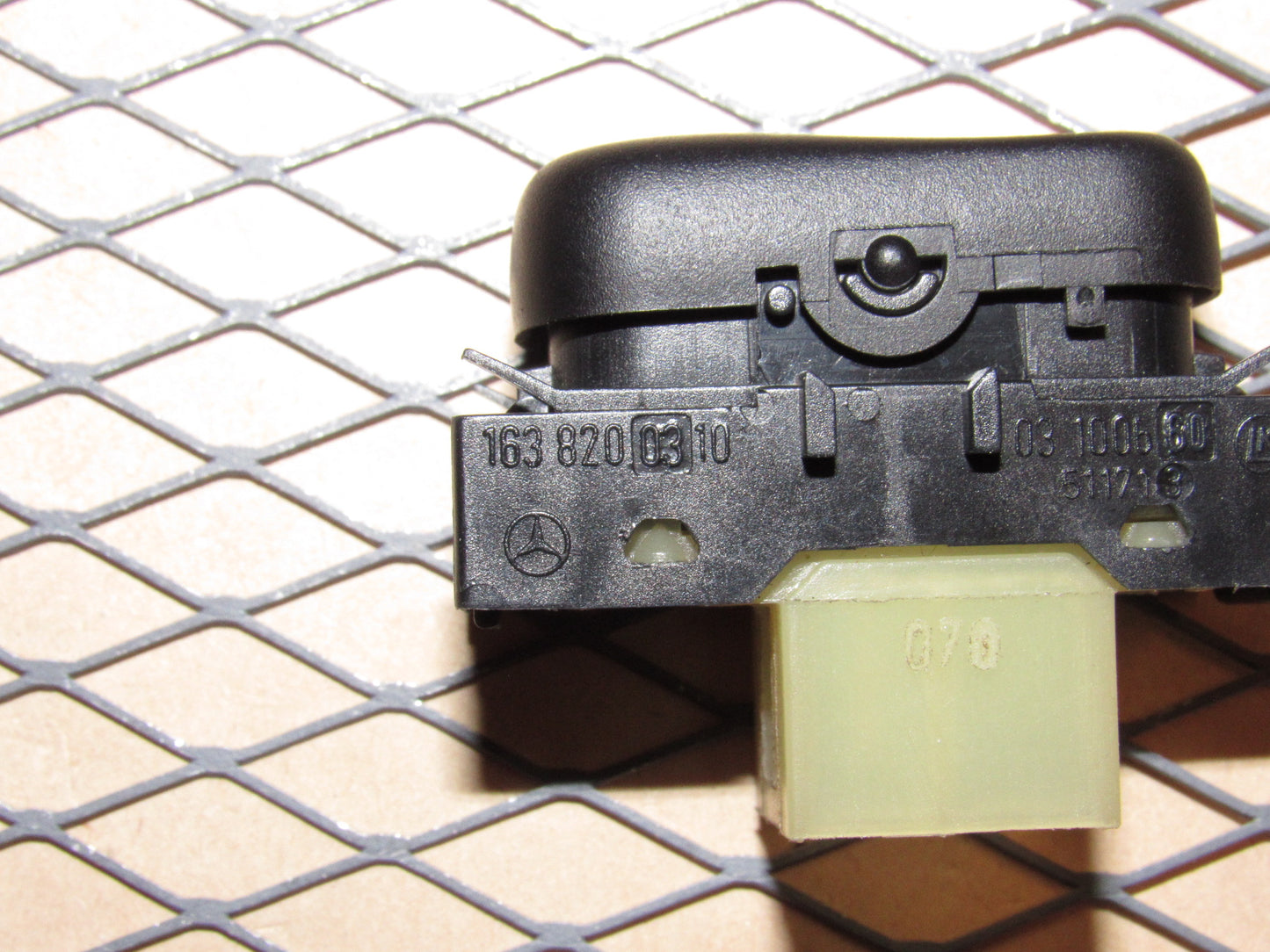 98 99 00 01 02 03 Mercedes Benz ML320 OEM Rear Wiper & Washer Switch