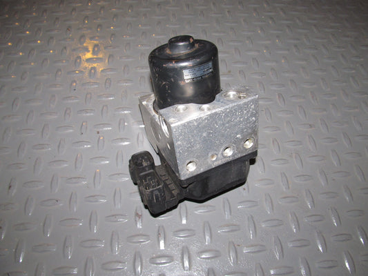 97 98 99 00 01 Toyota Camry ABS Actuator Motor