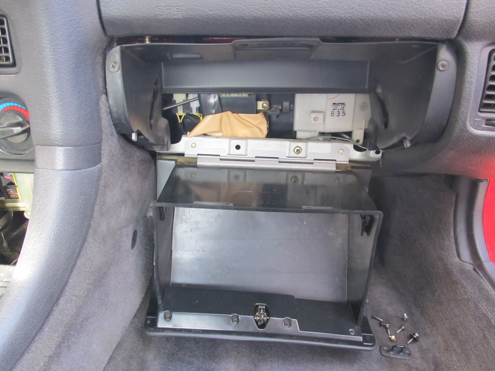 94 95 96 97 Mitsubishi 3000GT OEM Glove Box
