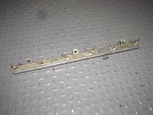 86 87 88 Toyota Supra Non Turbo OEM Fuel Rail