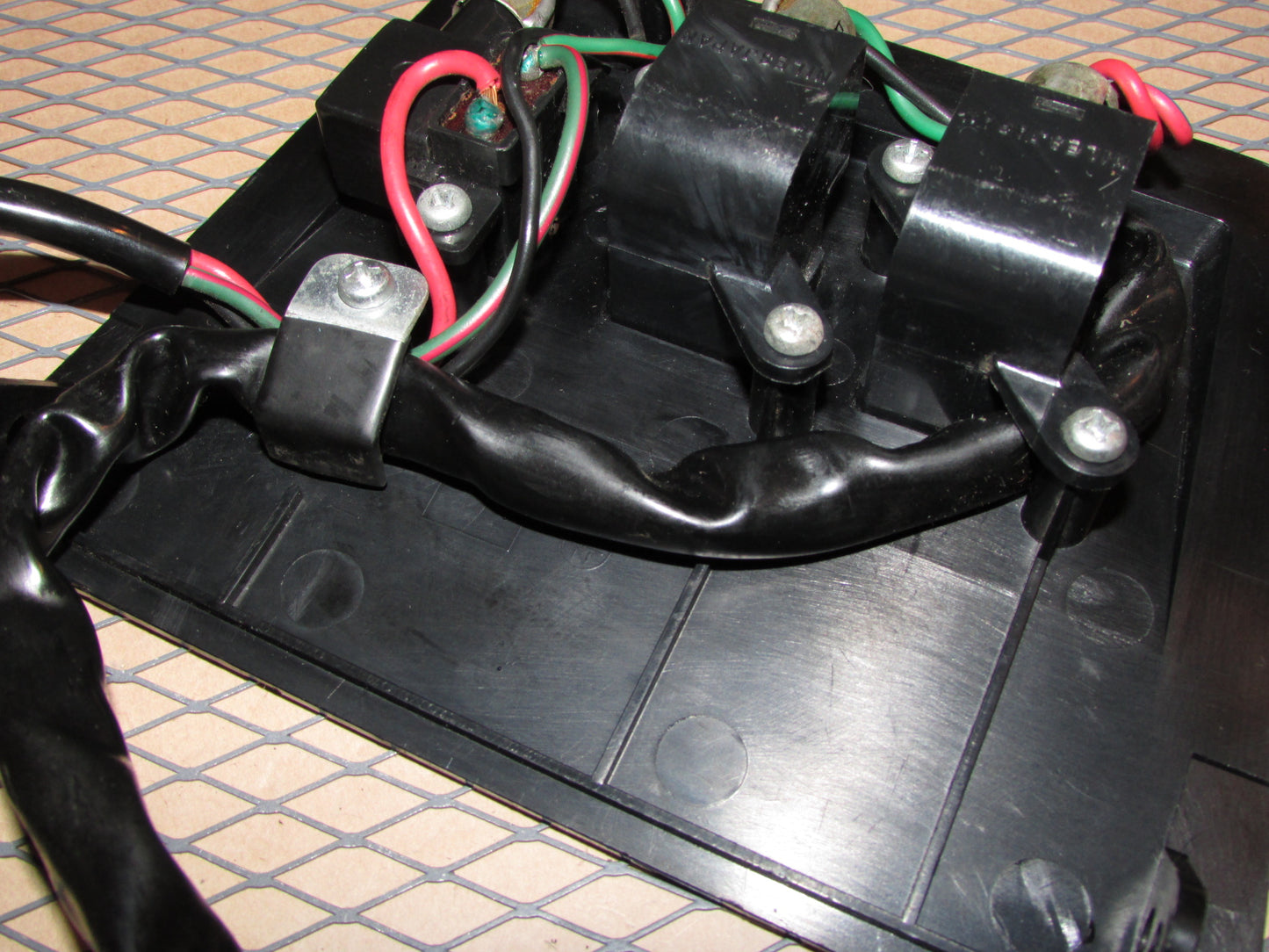 72 73 Datsun 240z OEM Defroster Switch Choke & Seat Belt Light Fuse Box Cover