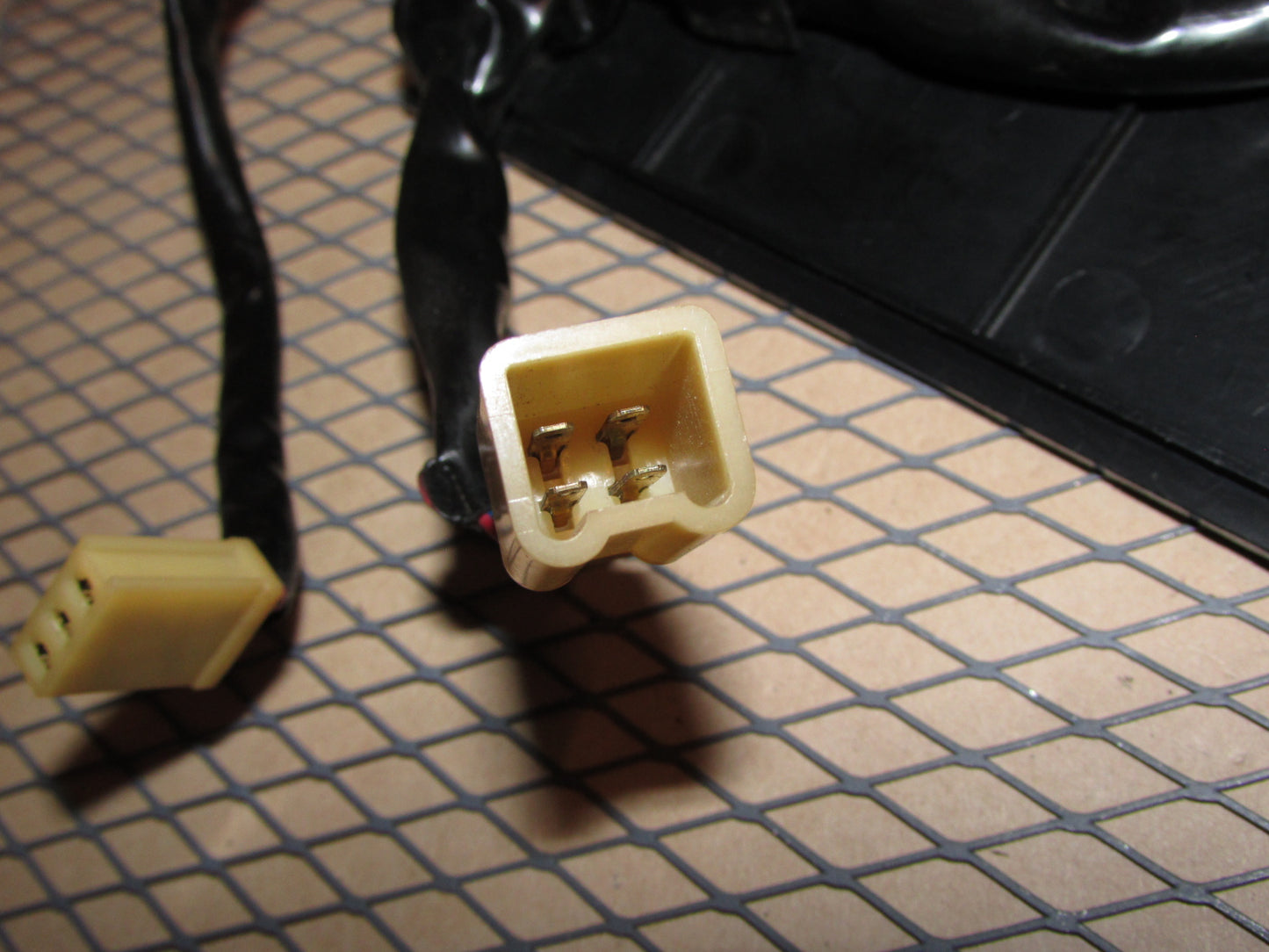 72 73 Datsun 240z OEM Defroster Switch Choke & Seat Belt Light Fuse Box Cover