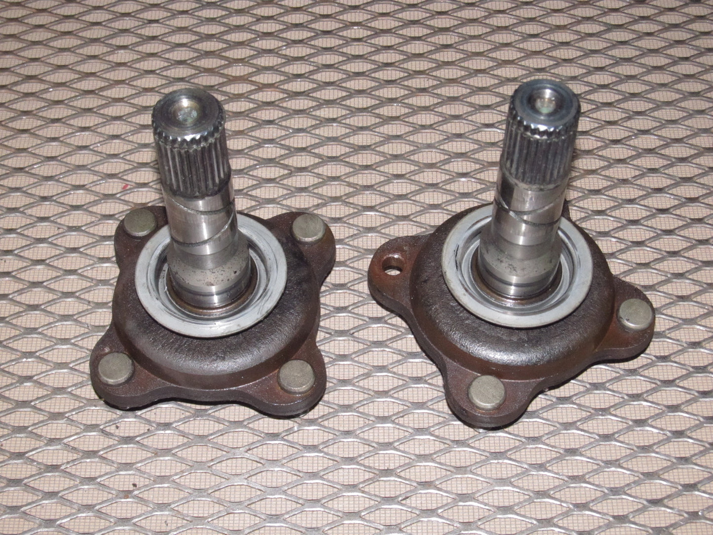 89 90 Mazda RX7 OEM GTU Differential Stub Shaft