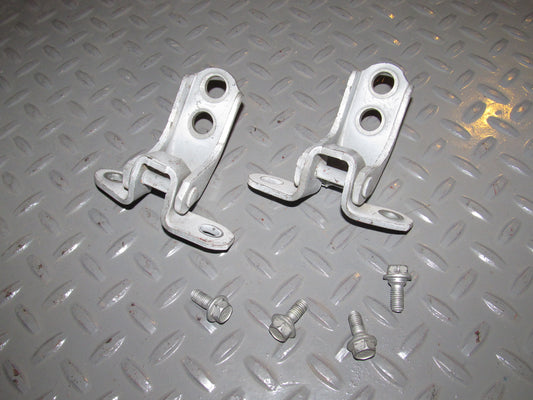 97 98 99 00 01 Toyota Camry Front Door Hinges - Right Set