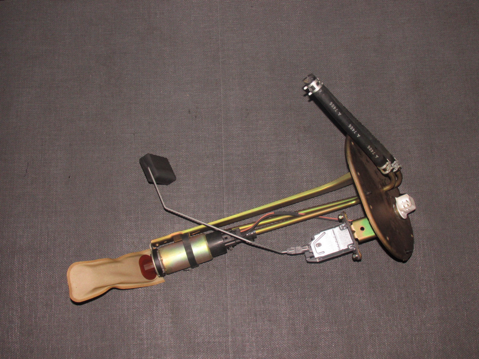 94 95 96 97 Mazda Miata OEM Fuel Pump & Sending Unit Assembly